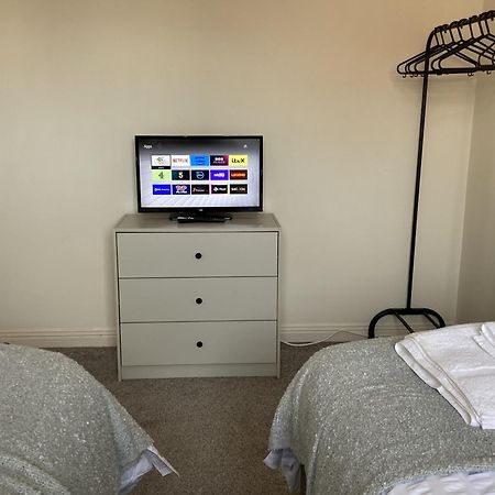 Vila Quiet 3 Bed Semi With Off Street Parking Bingham Exteriér fotografie