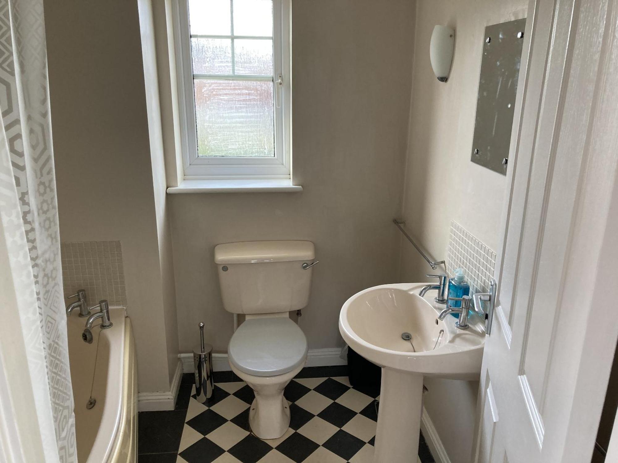 Vila Quiet 3 Bed Semi With Off Street Parking Bingham Exteriér fotografie