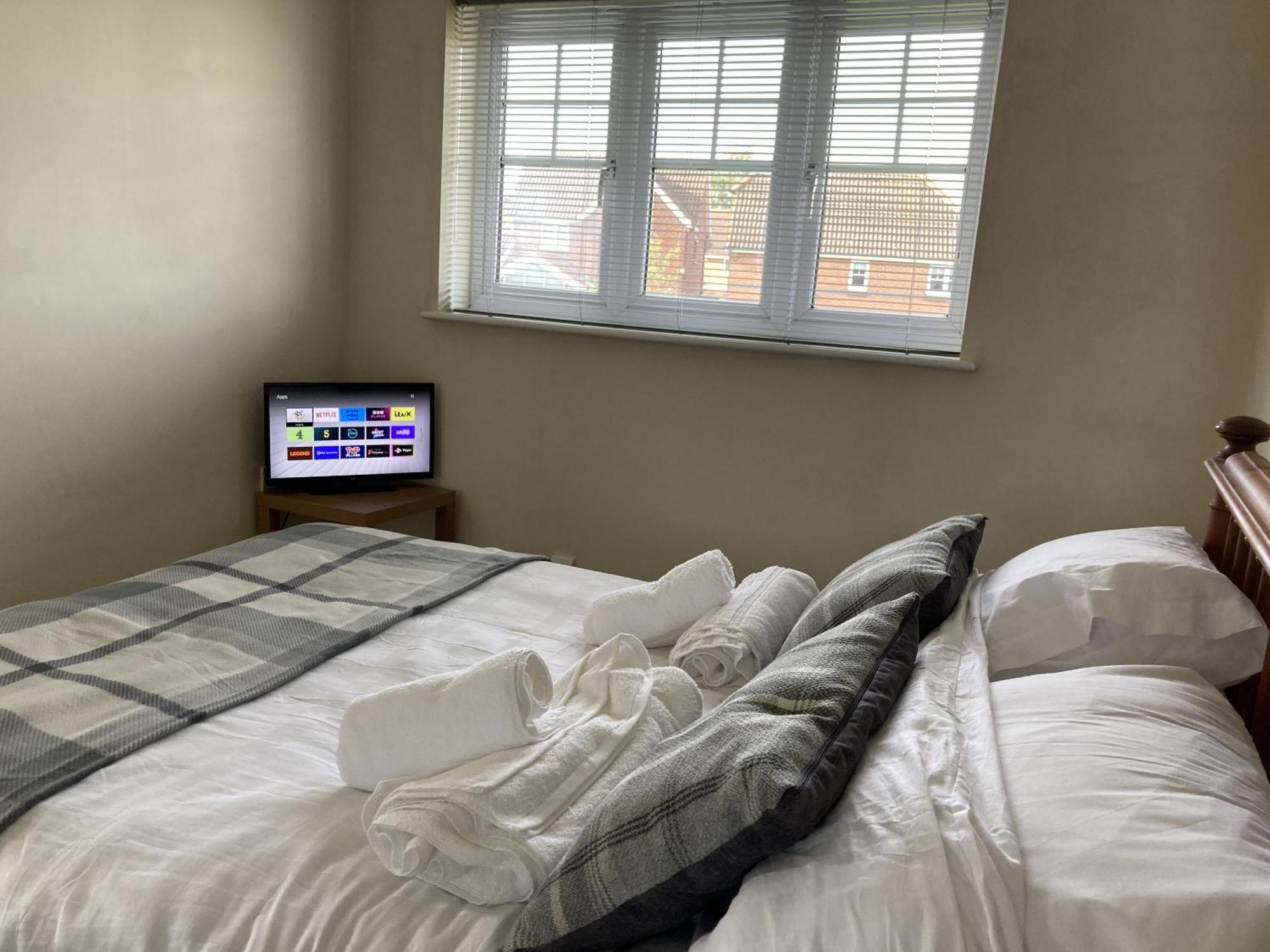 Vila Quiet 3 Bed Semi With Off Street Parking Bingham Exteriér fotografie