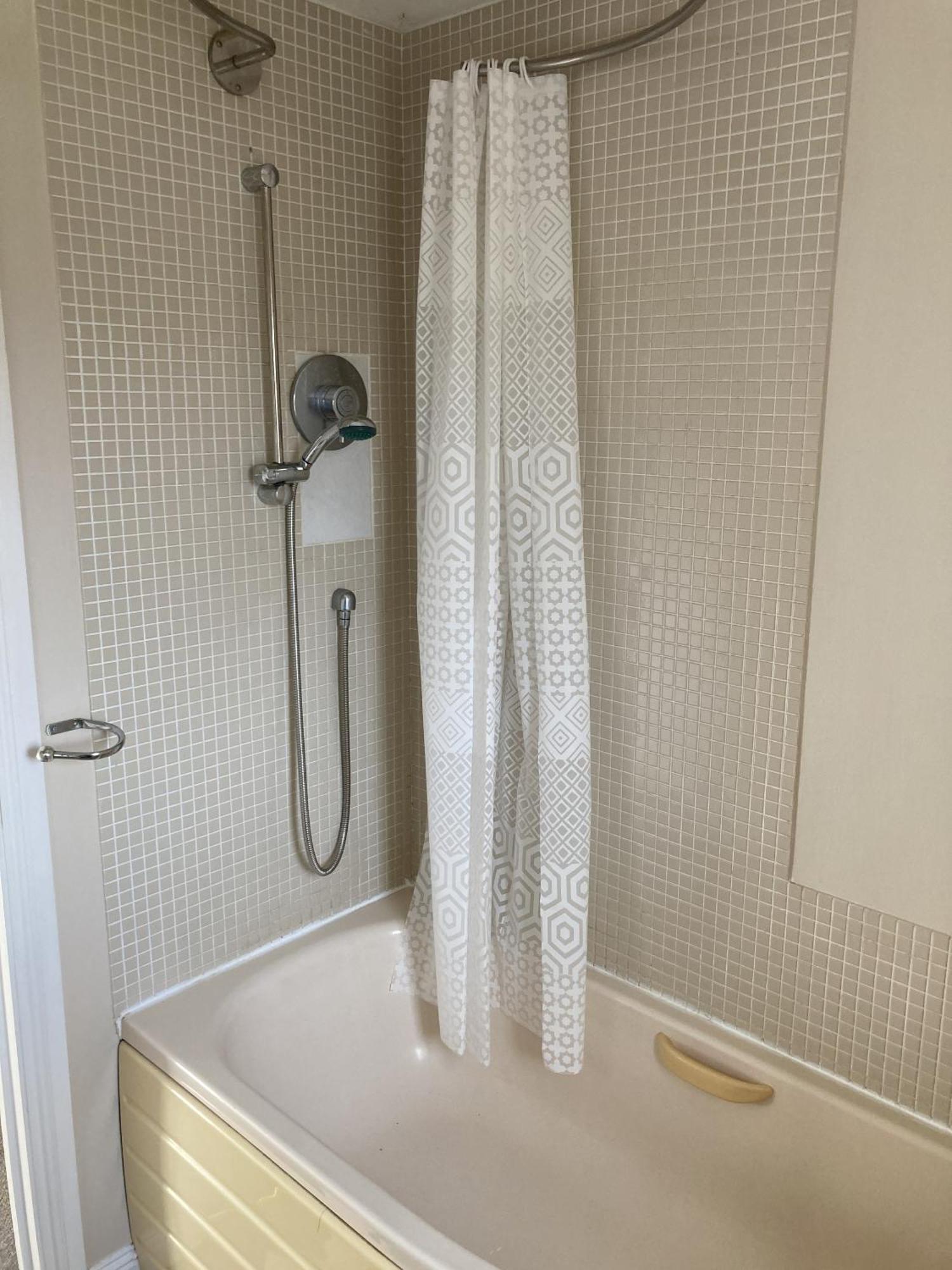 Vila Quiet 3 Bed Semi With Off Street Parking Bingham Exteriér fotografie